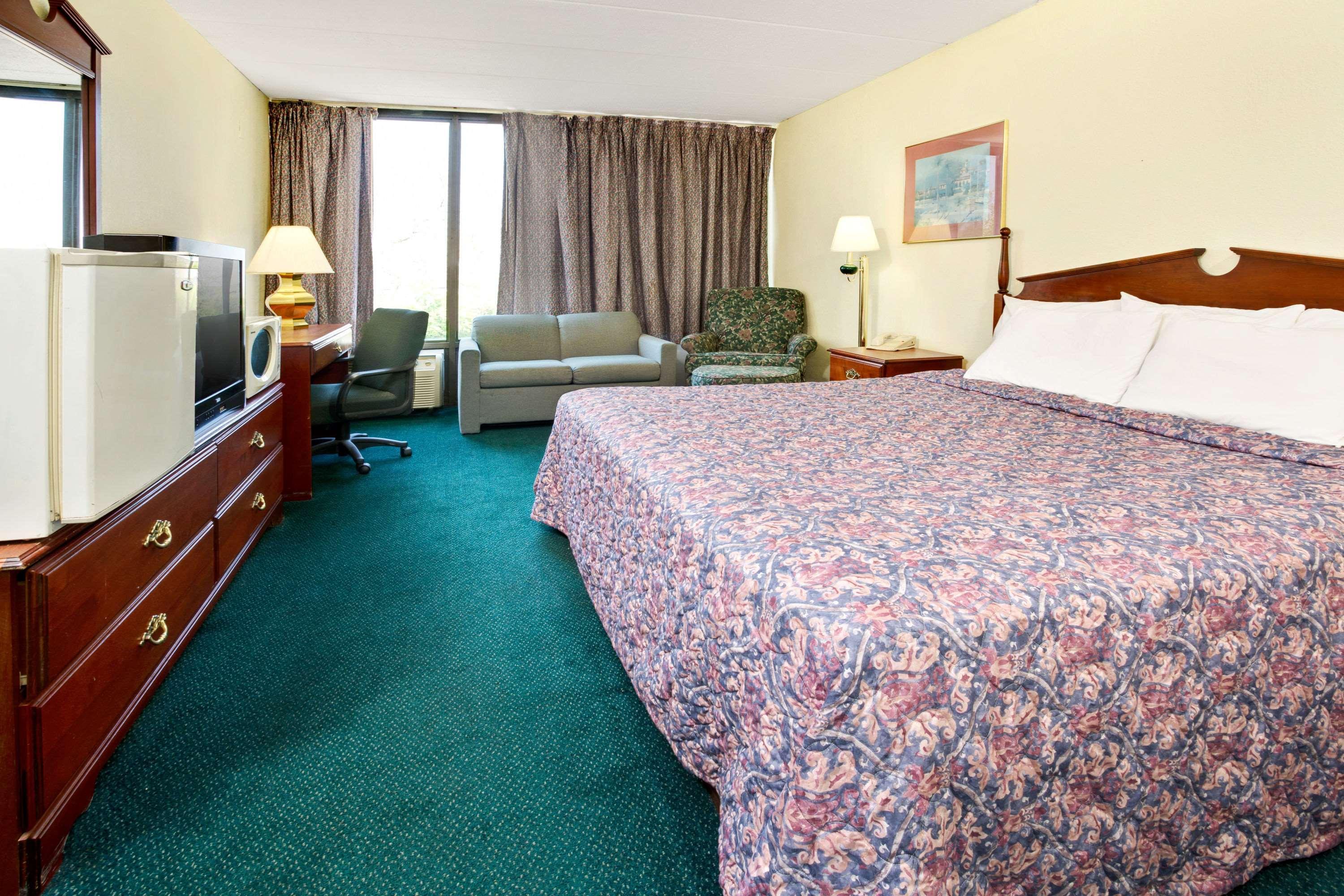 Days Inn By Wyndham Sharonville Extérieur photo