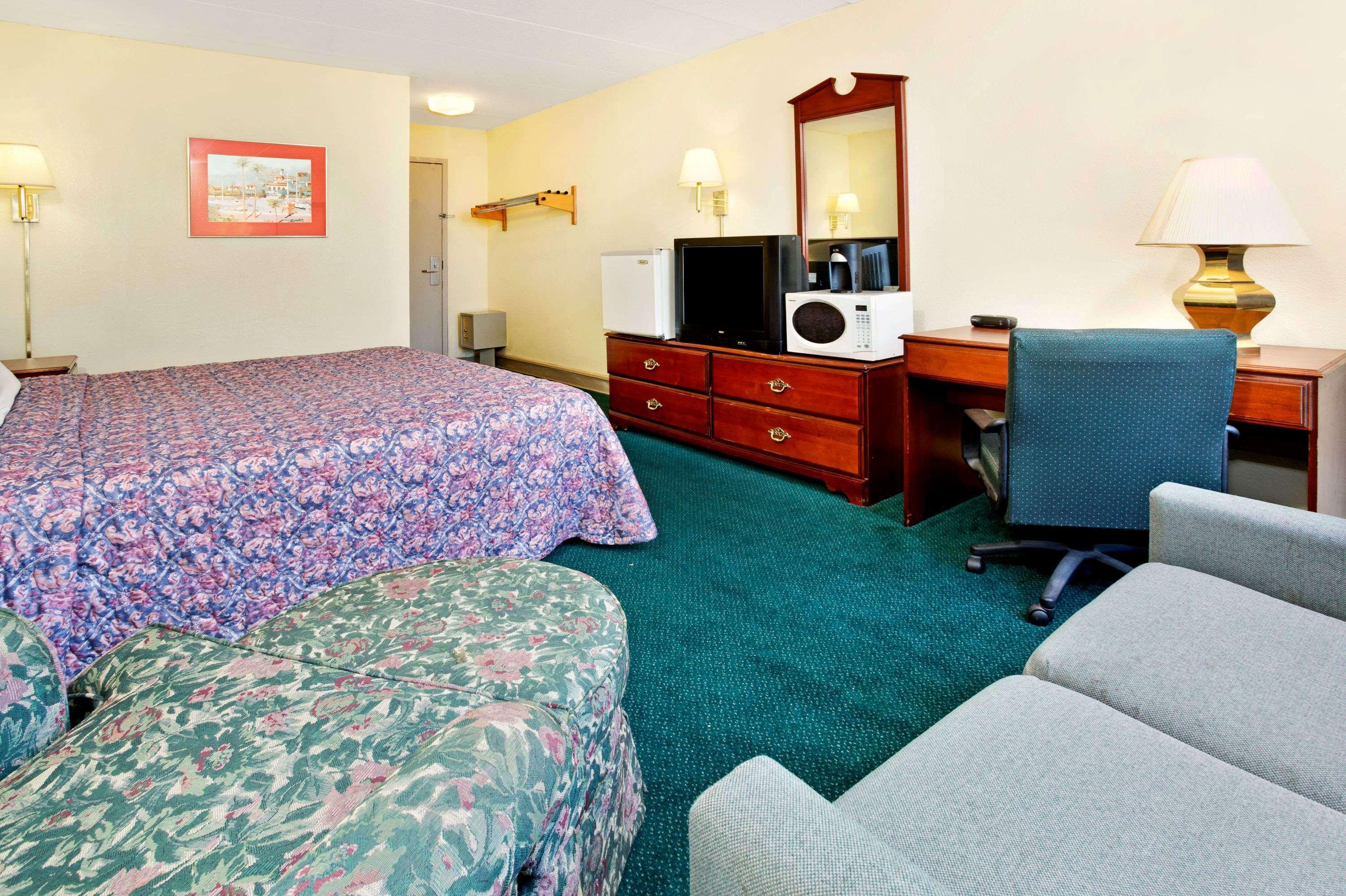 Days Inn By Wyndham Sharonville Extérieur photo