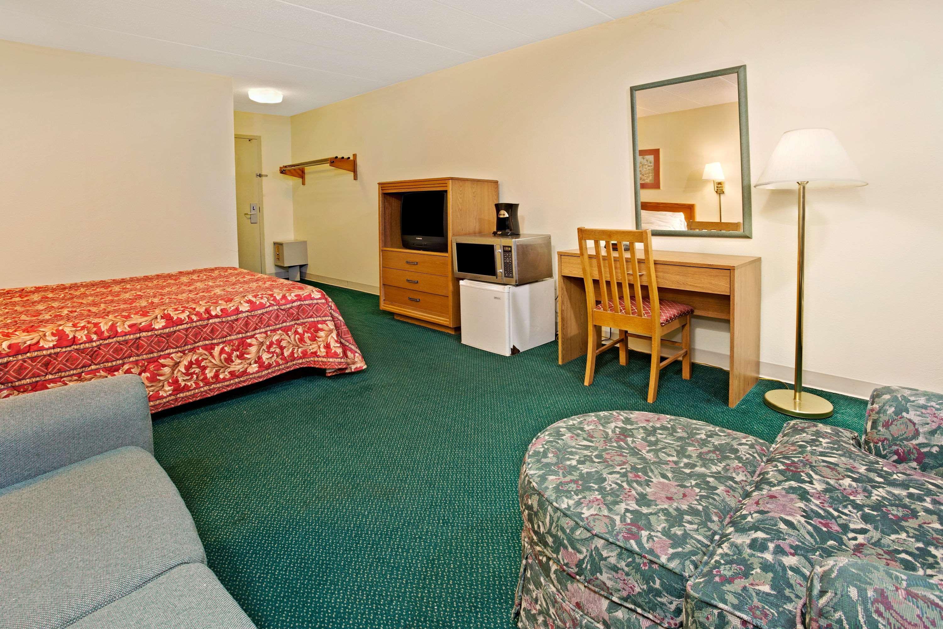 Days Inn By Wyndham Sharonville Extérieur photo