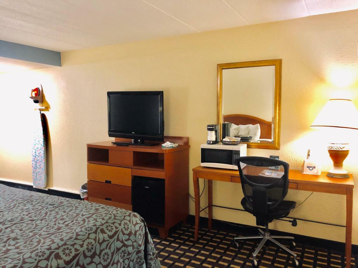 Days Inn By Wyndham Sharonville Extérieur photo